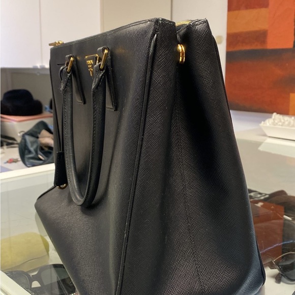 Prada Black Saffiano Leather Medium Double Zip Tote - Picture 8 of 9